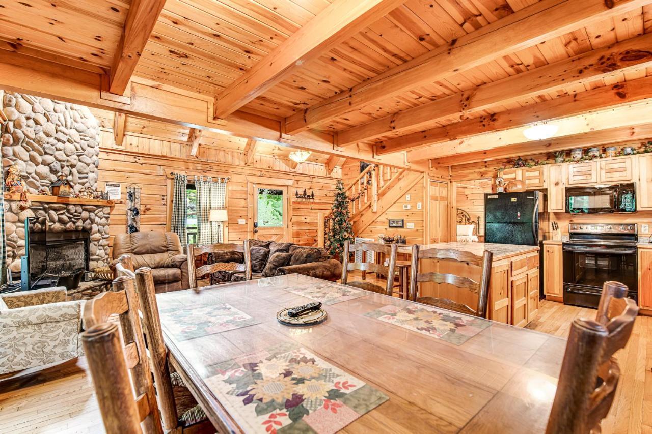 Villa Bear Pleasures Gatlinburg Esterno foto